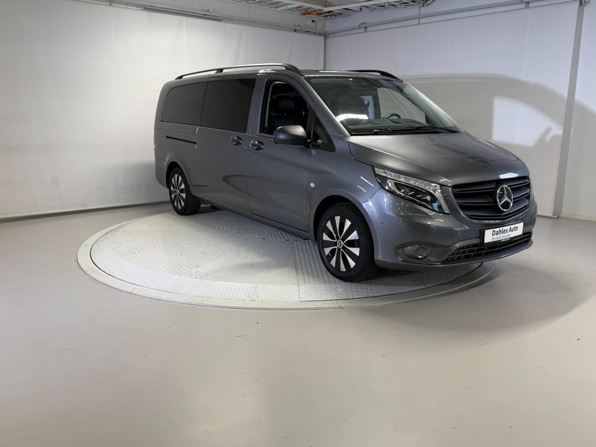 Bilde 2 av Mercedes-Benz Vito Tourer 119 CDI 4x4 3.2t V119 190hk 9-Seter Cruise/Skinn/Kam/Krok/Dab