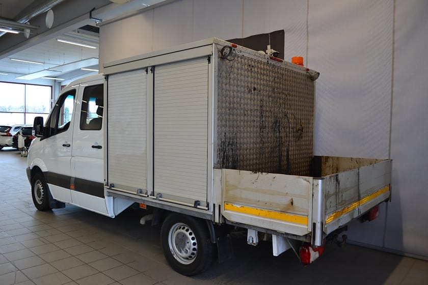 Bild 3 av Mercedes-Benz Sprinter 316 CDI Chassi Crew Cab 163Hk Aut Dubbelhytt Drag