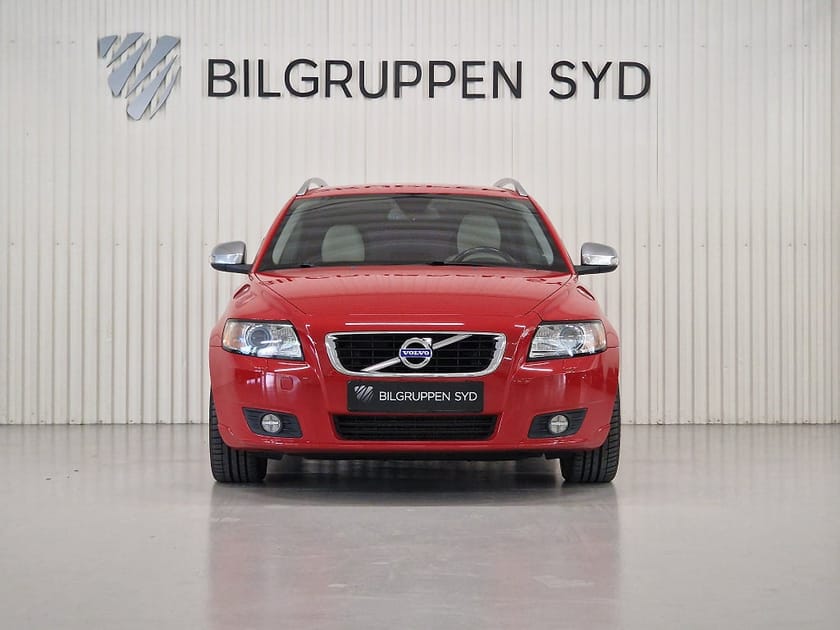 Bild 2 av Volvo V50 D3 Momentum|Värmare|P-sensorer bak|Farthållare