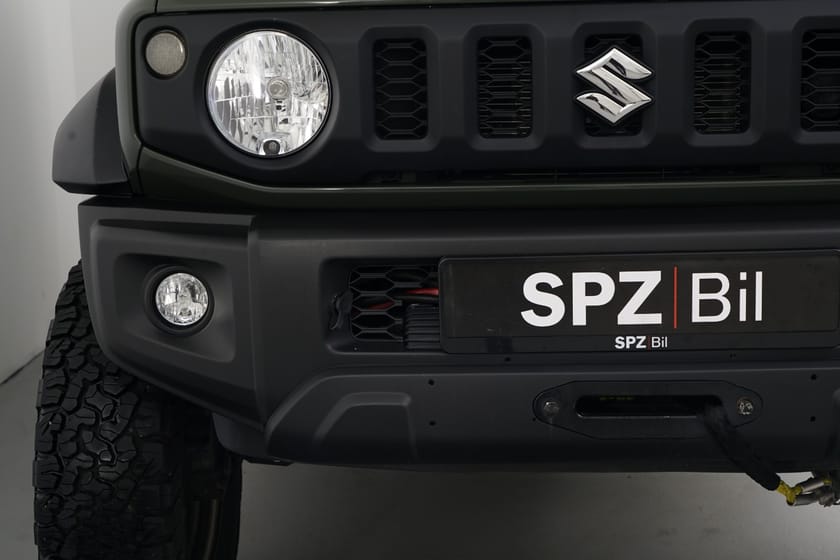 Bilde 3 av Suzuki Jimny 4x4 Tibus 1.5L 102hk Meget påkostet SJELDEN mulighet!