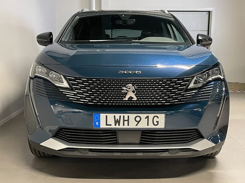 Bild 2 av Peugeot 3008 HYBRID4 300 GT Plug-in Hybrid 4WD 300hk - highway assist