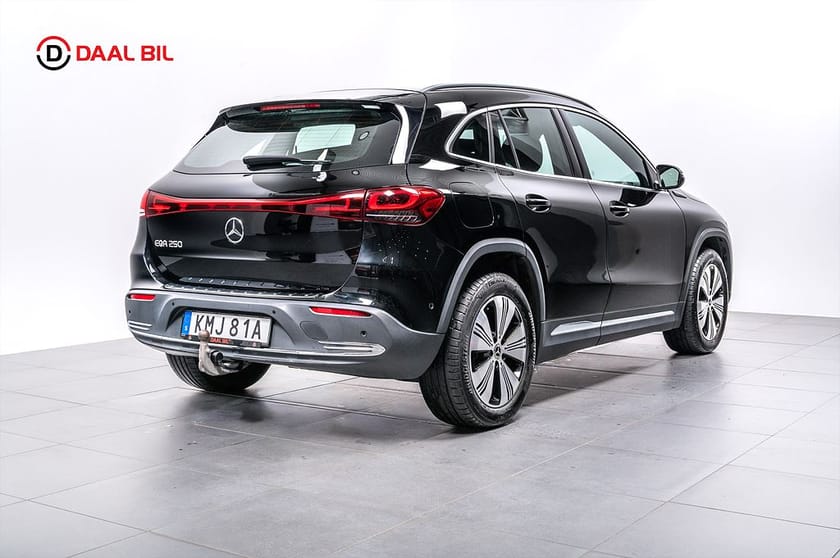 Bild 5 av Mercedes-Benz EQA 250 69,7 kWh 190HK DRAG P-VÄRM B-KAM NAVI