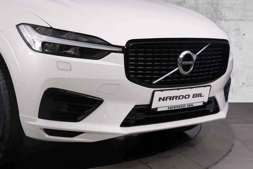 Bilde 3 av Volvo XC60 T6 AWD R-Design. Luft/Krok/Pan soltak/Skinn dashbord