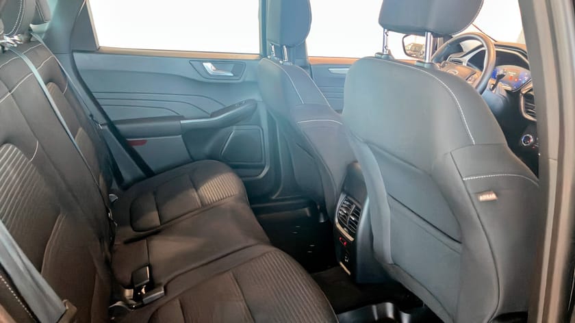 Bild 5 av Ford Kuga Plug-In Hybrid Titanium PHEV 225HK / Vinter-pkt / 0% Ränta