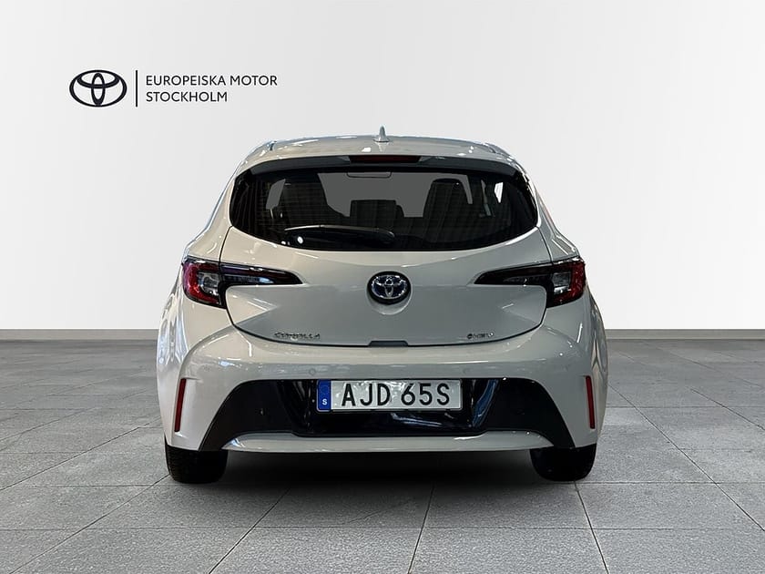 Bild 5 av Toyota Corolla Hybrid 1,8 5D ACTIVE PLUS - VINTERHJUL/DEMO