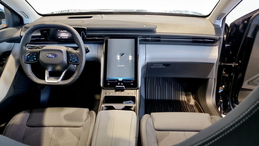 Bild 4 av Ford Explorer EV Extended Range RWD Long 286hk Business Edition Demobil
