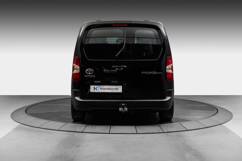 Bilde 4 av Toyota ProAce City 1.5D, 1500kg hengervekt, Garanti
