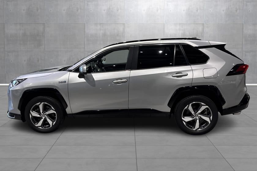 Bilde 2 av Toyota RAV4 Plug-in Hybrid Active AWD, sensorer, kamera, cruise, dab+
