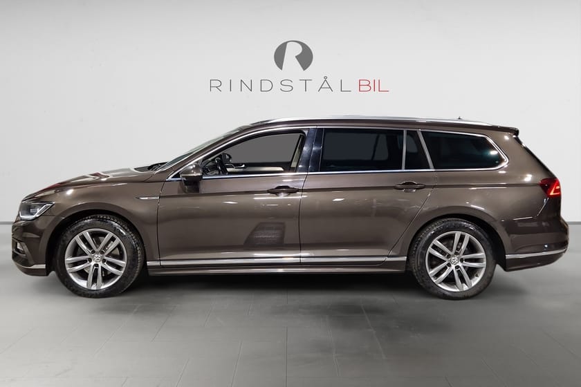 Bild 4 av Volkswagen Passat Sportscombi 2.0 TDI 190 HK DSG 4M DRAG D-VÄRM PDC 17"