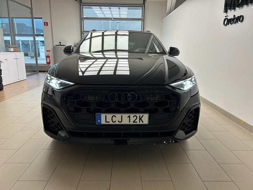 Bild 2 av Audi Q8 60 TFSI e quattro 490hk / Laser / Head-up / 360 / Pano