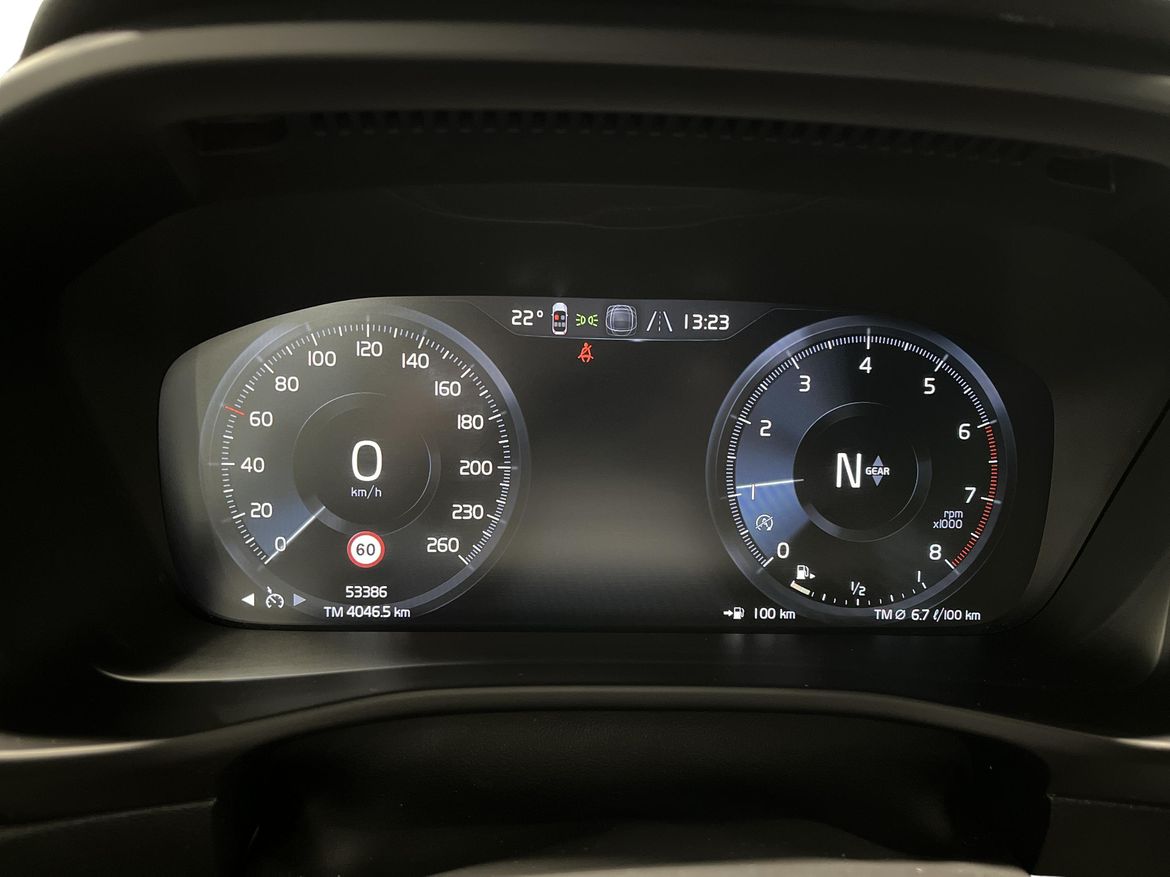 Volvo XC40 2022 - miniatyr 10