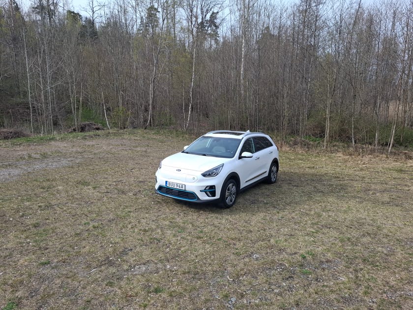 Bild 2 av Kia e-Niro Advanced Plus Tech | Taklucka | JBL | Ventilerade säten