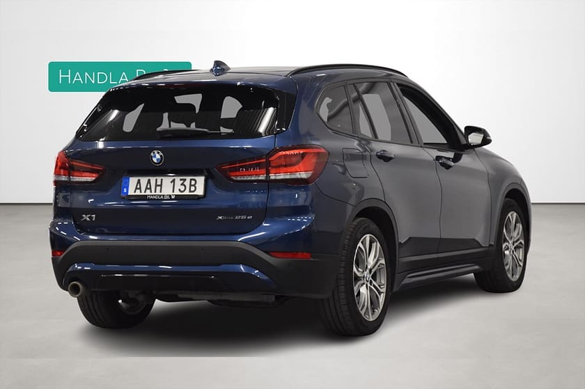 Bild 5 av BMW X1 xDrive25e Plug-in Sport Line HUD Pano Navi Dragkrok