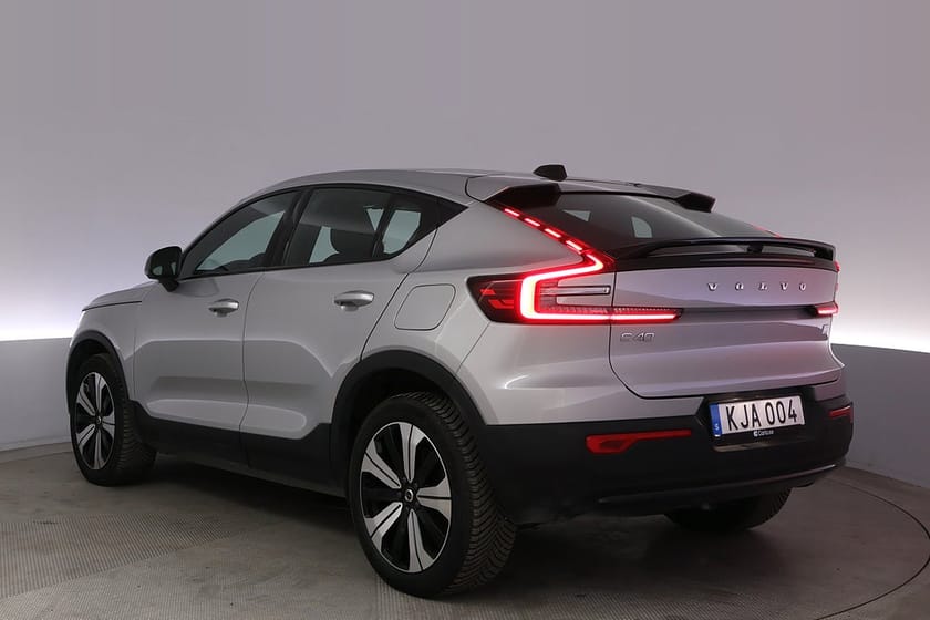 Bild 4 av Volvo C40 Recharge Twin motor Plus Pano Elstol BLIS V-Hjul