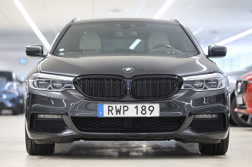 Bild 5 av BMW 520d xDrive Touring 190hk M Sport Pano 360 H/K Läder HUD Drag