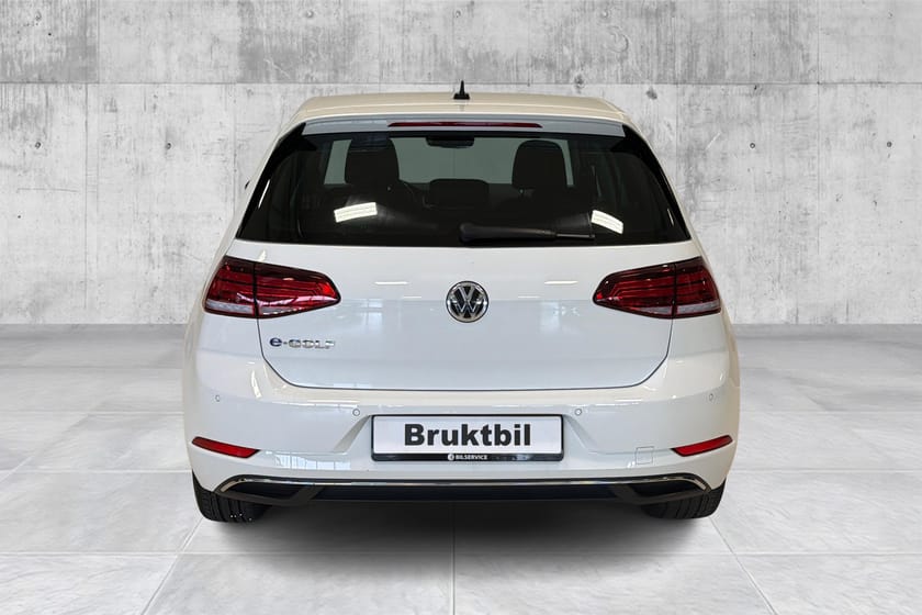 Bilde 4 av Volkswagen e-Golf Exclusive Skinnseter/Varmepumpe/Kamera/ACC/Navigasjon