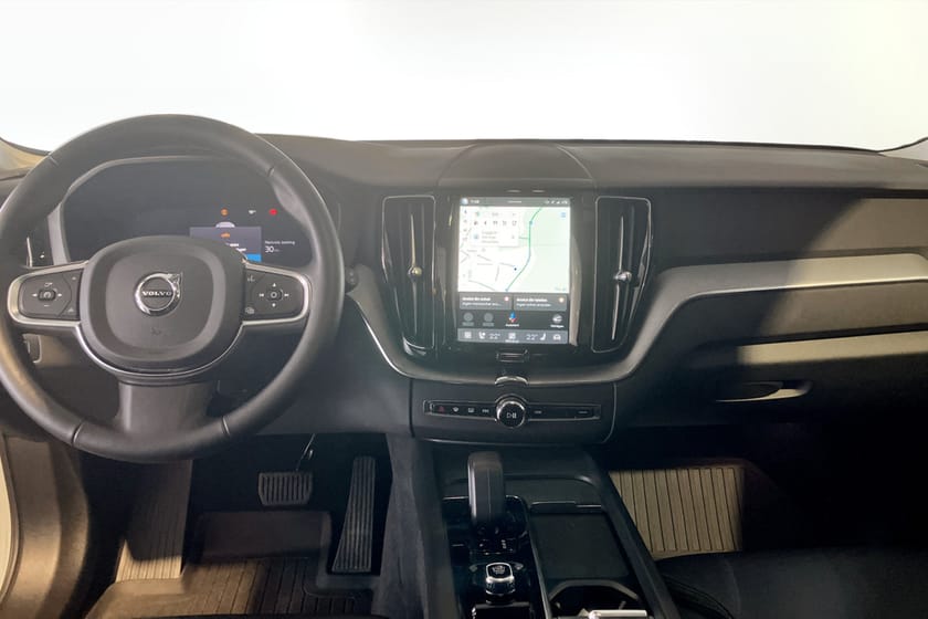 Bild 4 av Volvo XC60 Recharge T6 II Core Edition