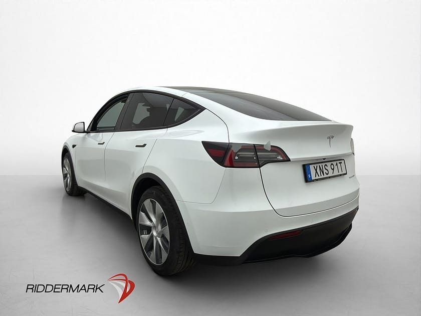 Bild 5 av Tesla Model Y Long Range AWD Pano AP Svensksåld MOMS