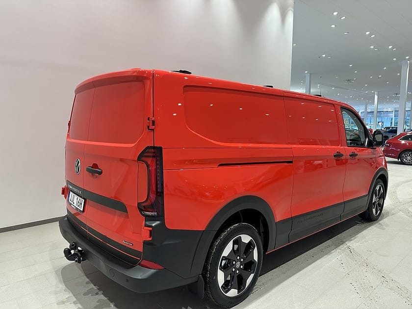 Bild 3 av Volkswagen Transporter T7 Pan Americana 2.0TDI 170HK Automat 4-Motion