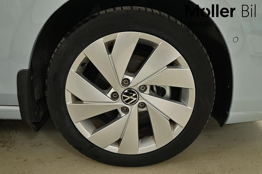 Bild 3 av Volkswagen Golf 1.5 eTSI 150hk, Edition, Backkamera, Värmare