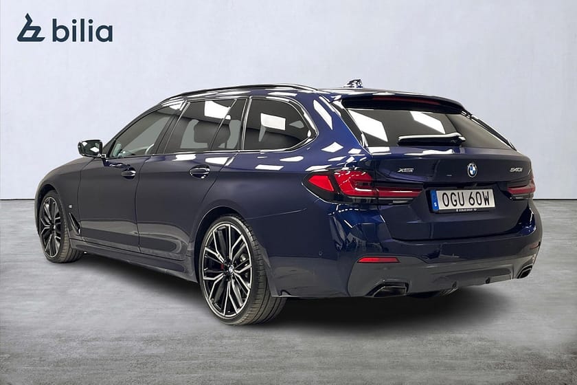 Bild 4 av BMW 540i xDrive Touring 540 Touring-Msport-Pano-B&W-Laser-Massage-Läder