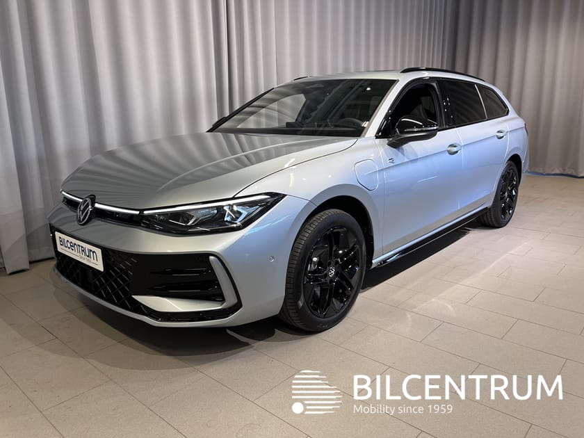Bild 1 av Volkswagen Passat Variant eHybrid SWE Edition 272hk DSG R-LINE