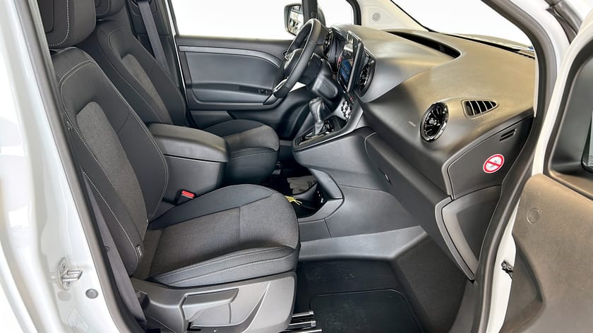 Bild 3 av Mercedes-Benz Citan 112 CDI SKÅP L2 SPECIAL EDITION