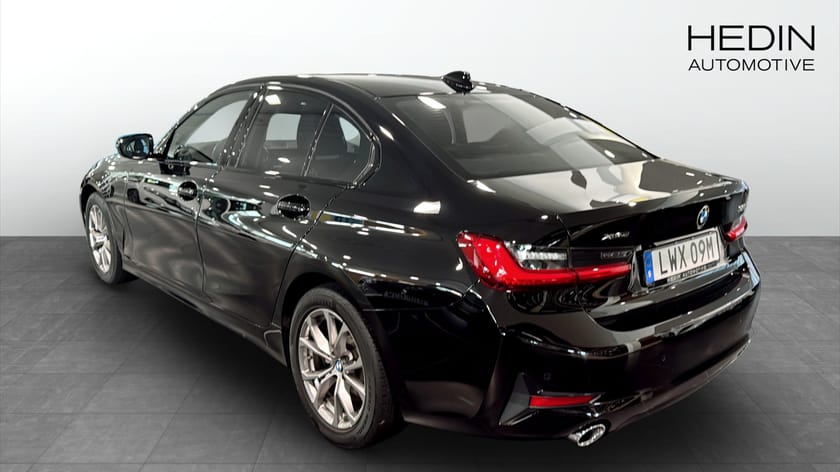 Bild 4 av BMW 320d xDrive Sedan D / Automat