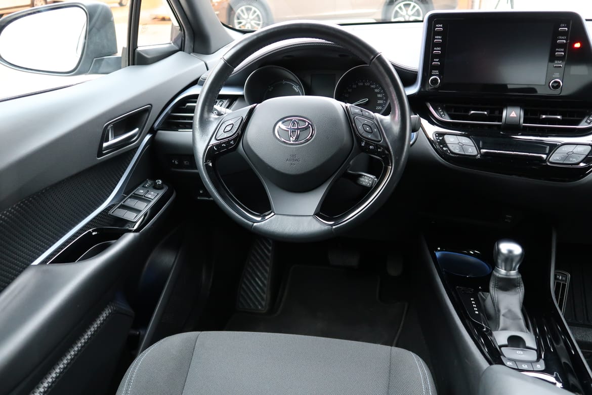 Toyota C-HR 2020 - miniatyr 6