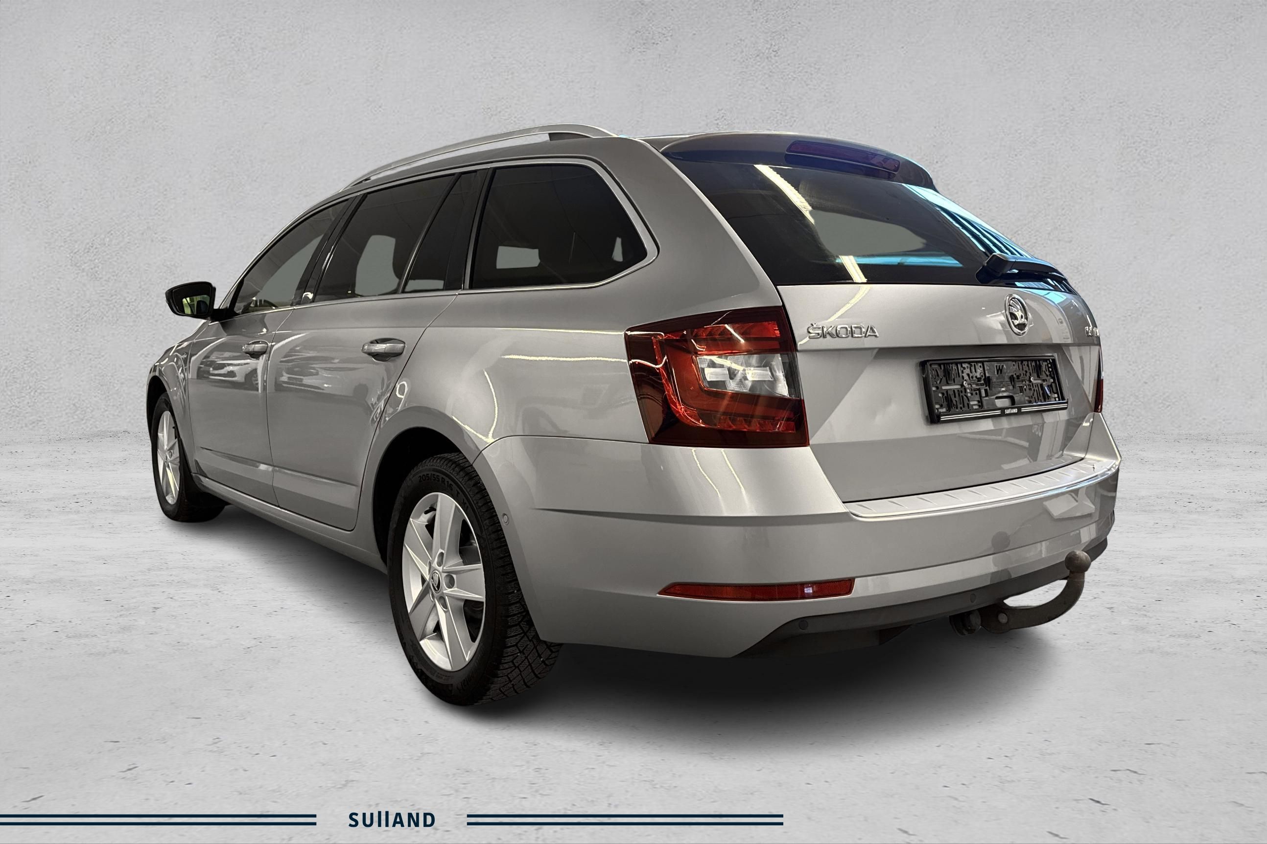 Thumnail bilde 2 av Škoda Octavia Stasjonsvogn