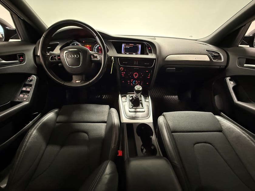 Bilde 5 av Audi A4 Avant 2,0 143hk Quattro S-Line Outlet! Cruise/Delskinn