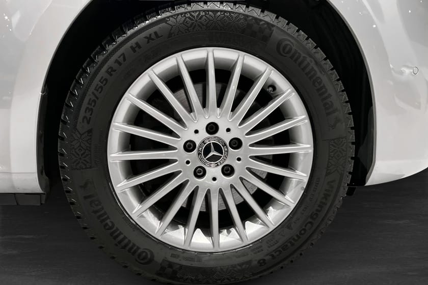 Bild 5 av Mercedes-Benz V 300d 4MATIC 3.2t 300 extra lång