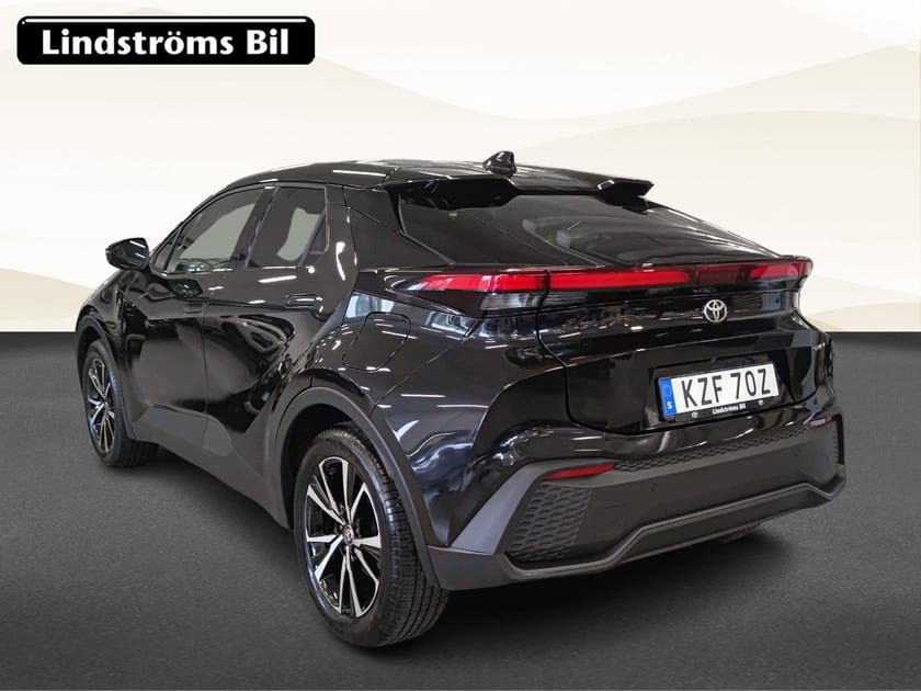Bild 4 av Toyota C-HR PHEV Style e-CVT 2.0 223hk V-Hjul Moms