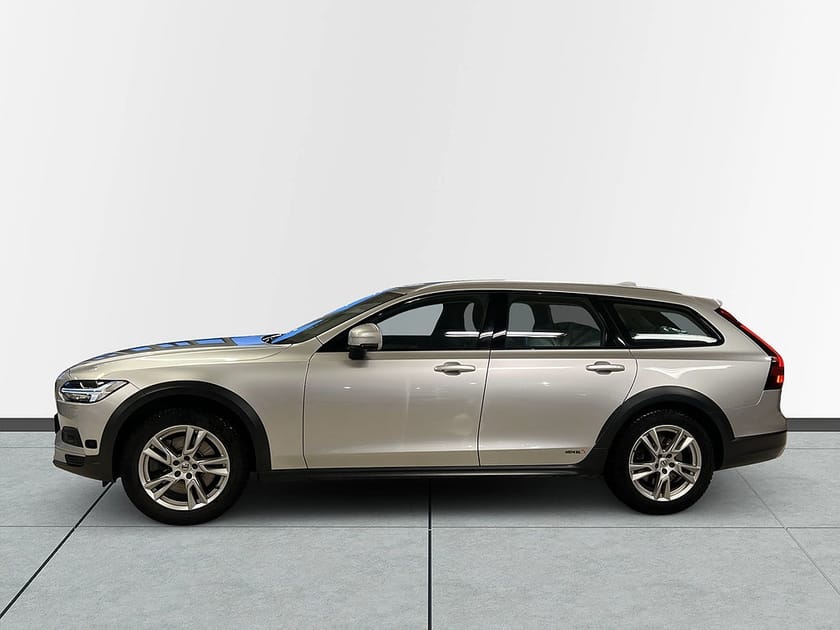 Bild 4 av Volvo V90 Cross Country D4 AWD Momentum Drag Mvärme Kamera H/K Navi Carplay S&V