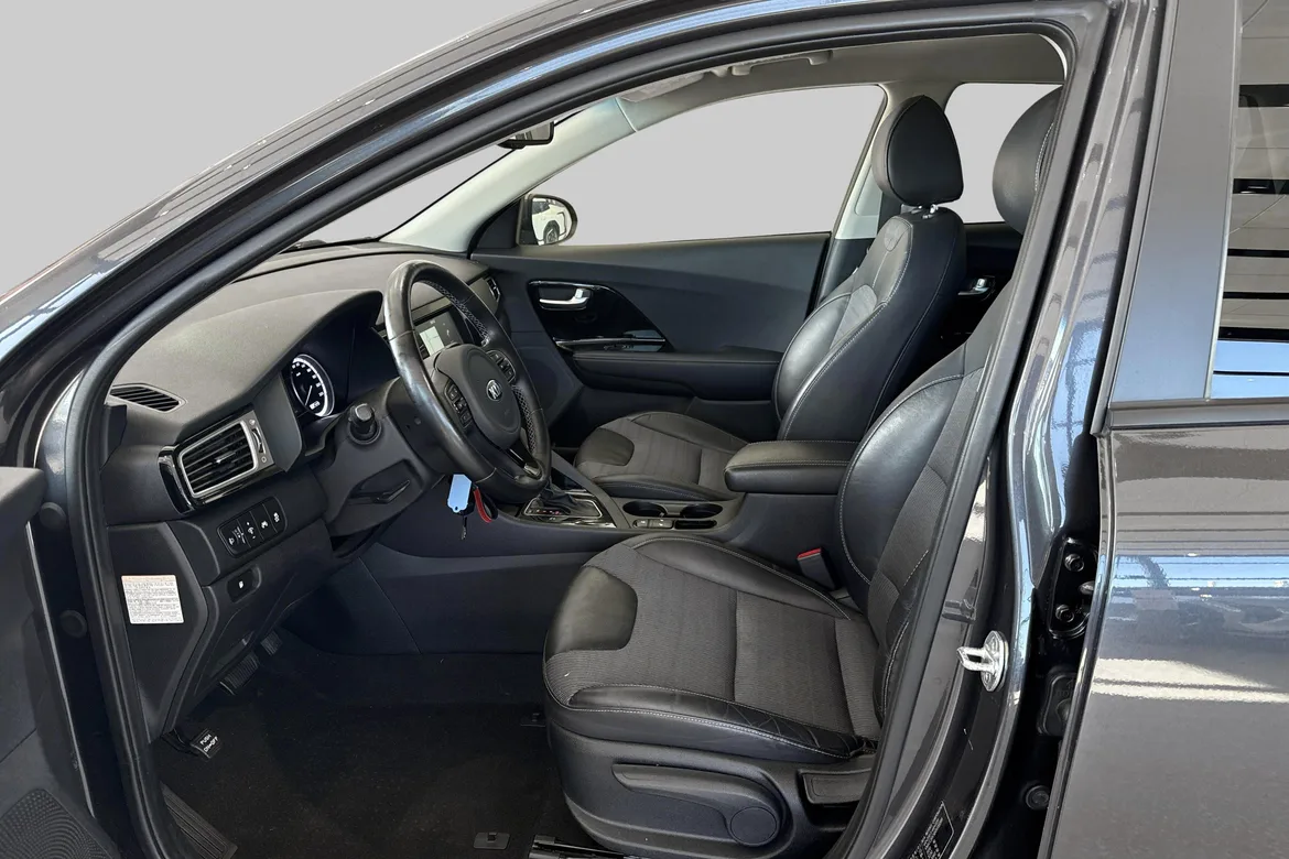 picture of a car