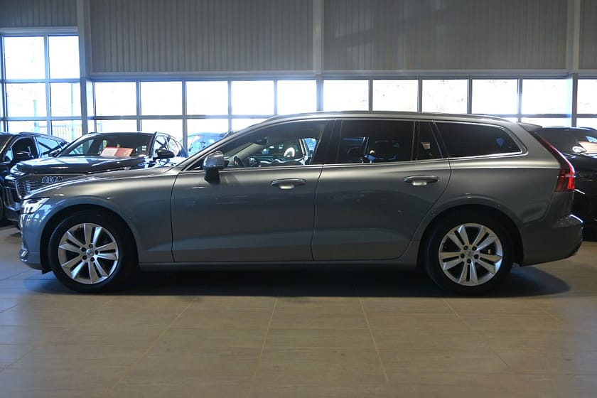 Bild 2 av Volvo V60 D4 Aut 190hk Momentum Adv. Drag Värmare