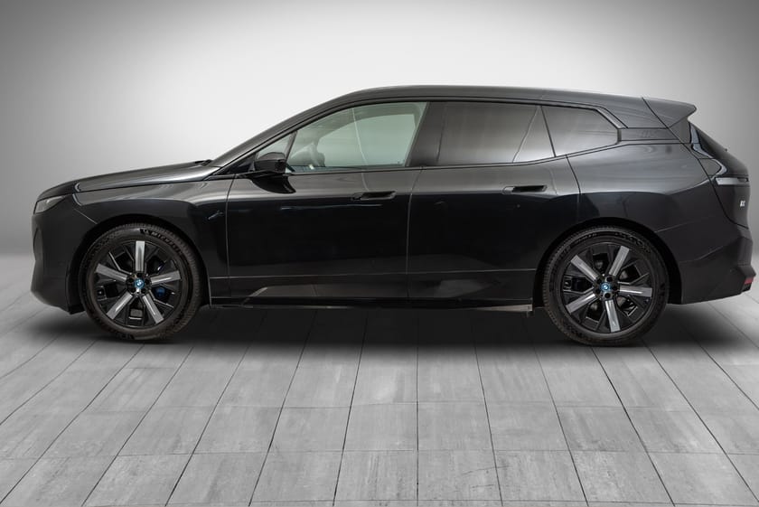 Bilde 2 av BMW iX xDrive40 Fully Charged