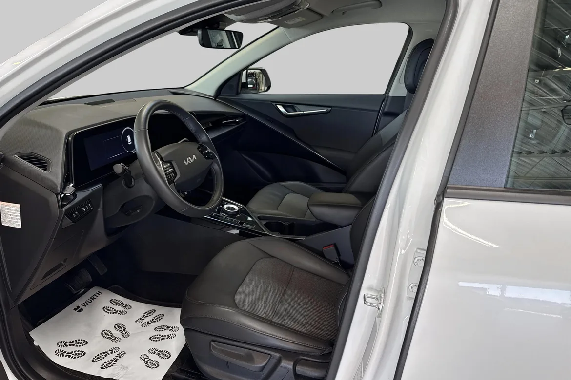 picture of a car
