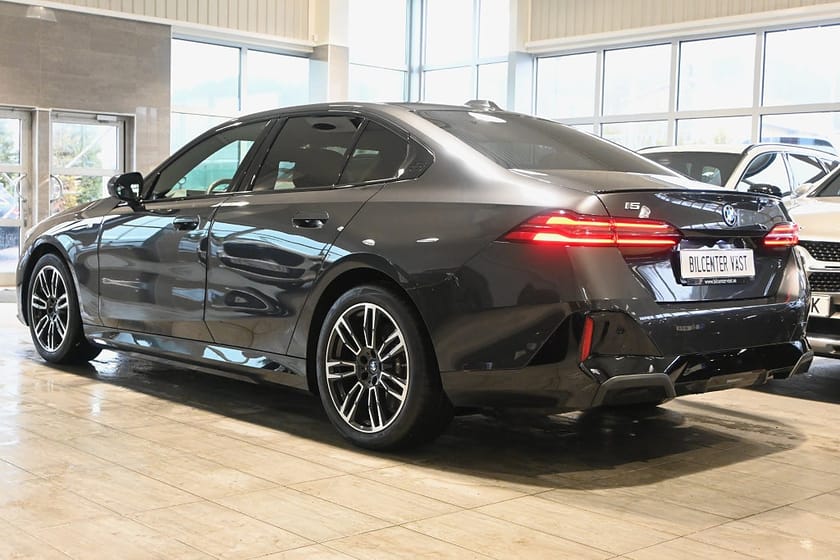 Bild 3 av BMW i5 eDrive40 Sedan eDrive 40 M Sport PRO Business Innovation