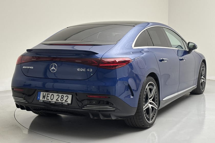 Bild 3 av Mercedes-Benz AMG EQE 43 4MATIC V295 (476hk) Premium, 360-kamera