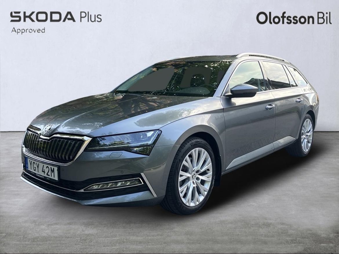 Škoda Superb iV Combi 1.4 TSI iV DSG Sequential, 218hp, 2023