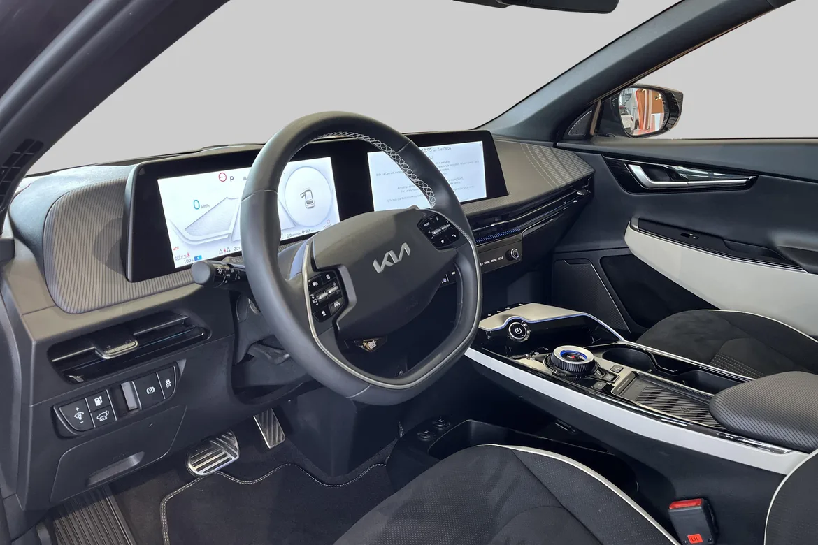 picture of a car