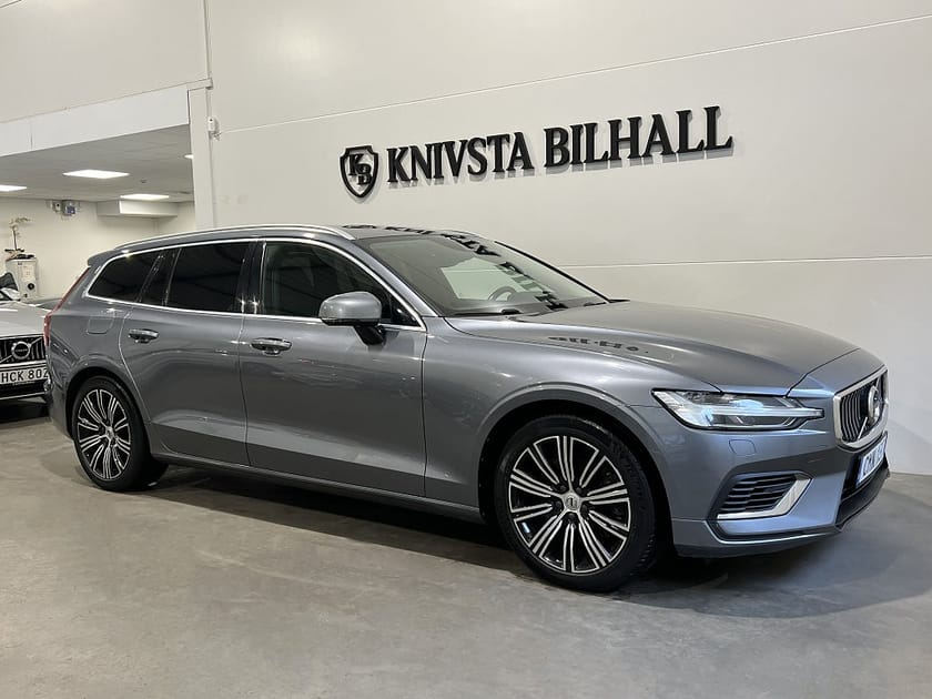 Bild 3 av Volvo V60 Recharge T6 AWD Inscription Exp Moms Drag 340hk