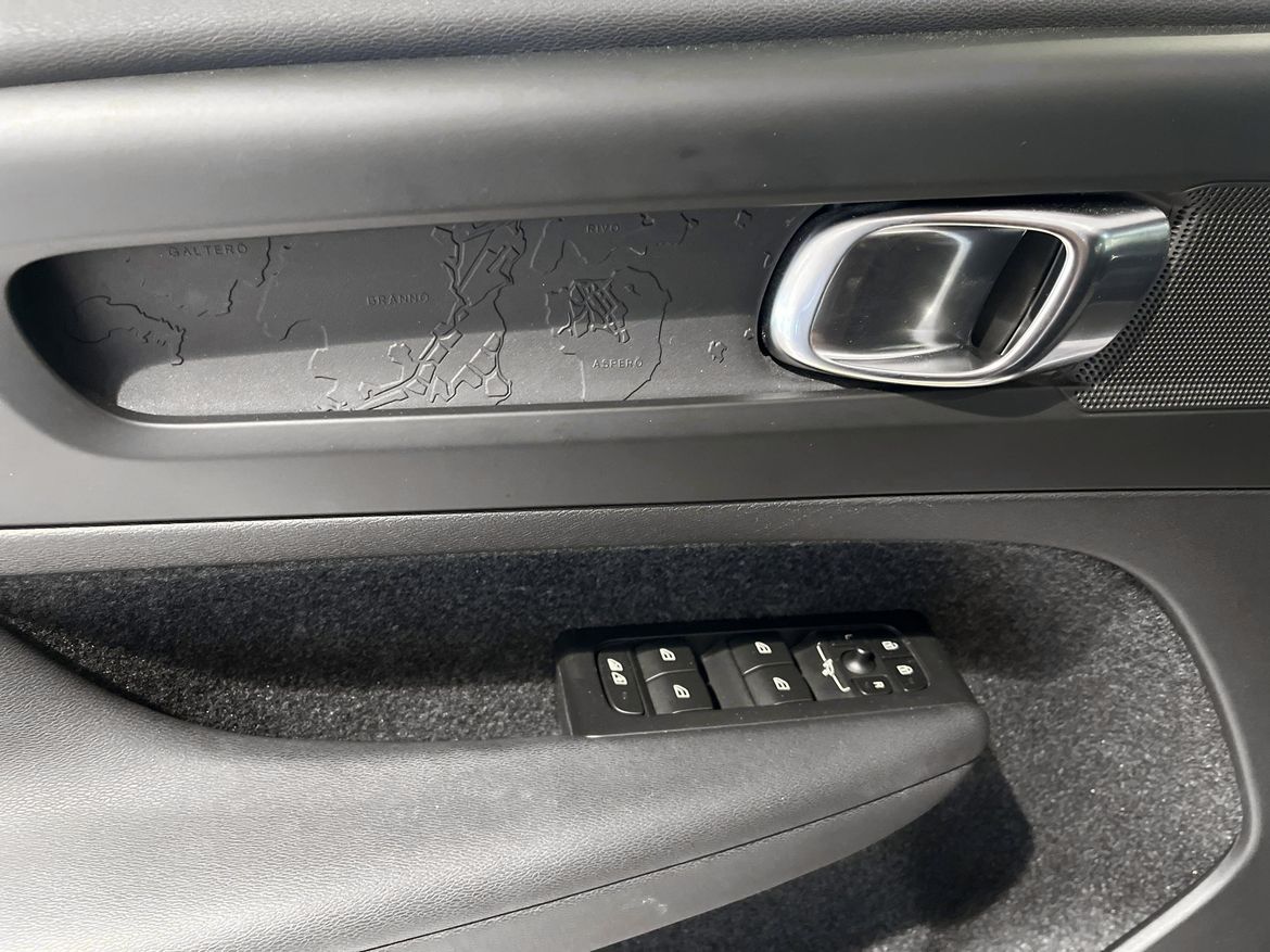 Volvo XC40 2023 - miniatyr 17