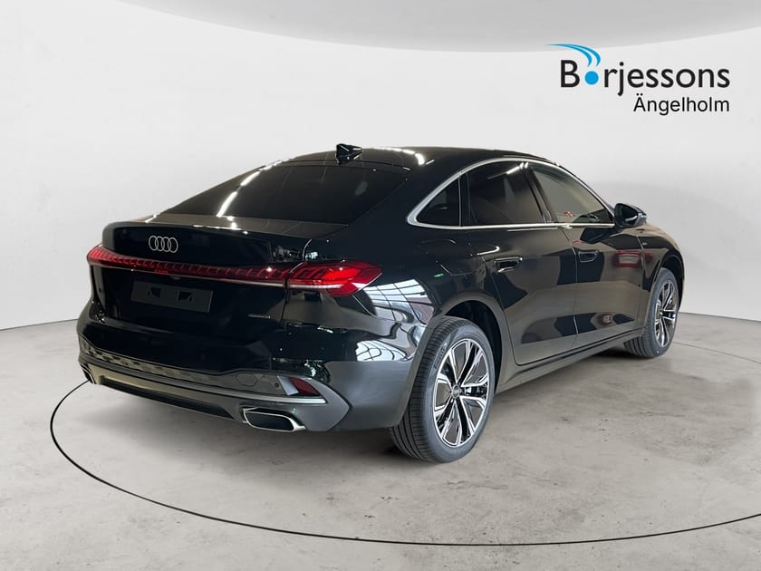 Bild 3 av Audi A5 Sedan e-hybrid quattro 299 hk S TRONIC