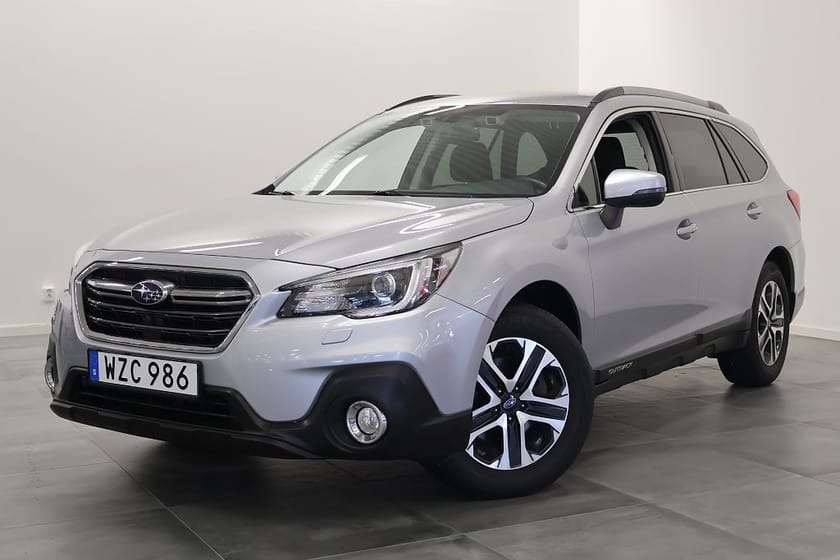 Bild 1 av Subaru Outback 2.5 4WD Drag / V-Hjul / Kamera / M-Värm / CarPlay