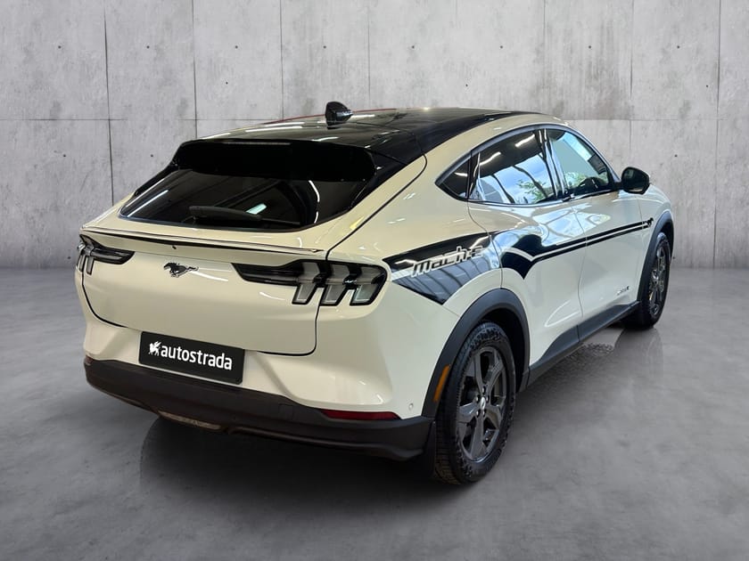 Bilde 5 av Ford Mustang Mach-E Long Range Blindsonevarsling I 360 kamera I El. seter I Panorama
