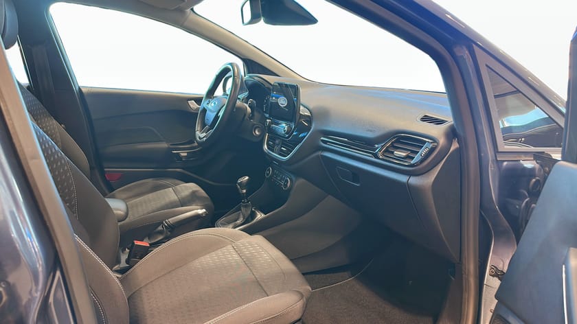 Bild 3 av Ford Fiesta Titanium 1.0 Ecoboost 95hk Manuell Apple Carplay