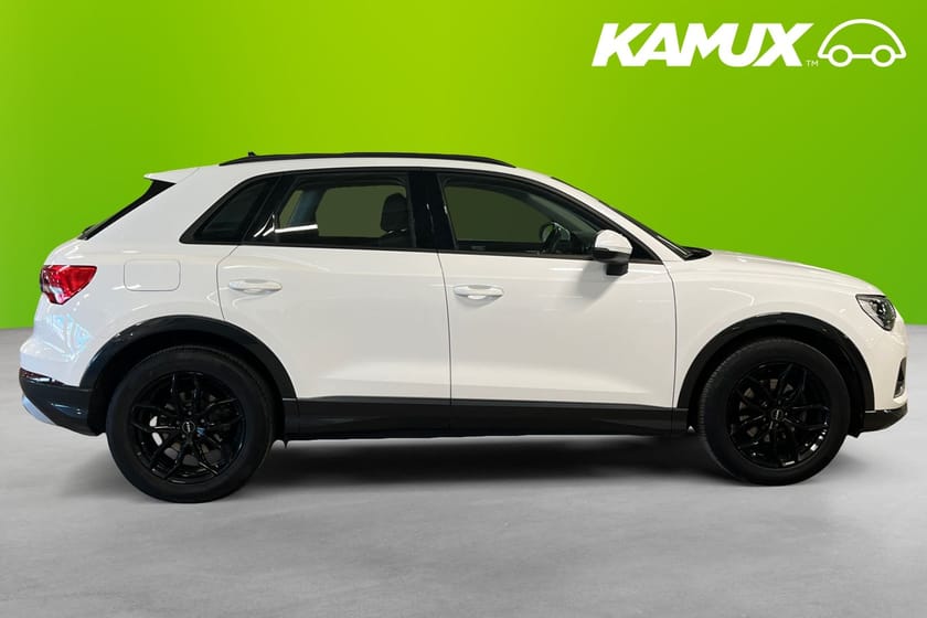 Bild 2 av Audi Q3 35 TFSI Proline Cockpit P-värm Drag Moms 150hk