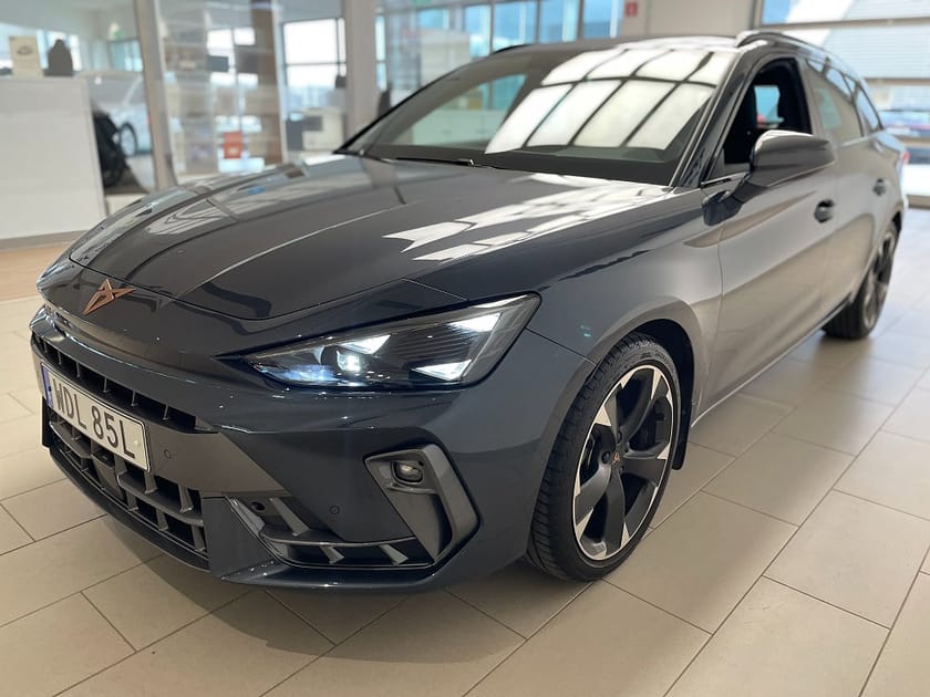 Bild 3 av CUPRA Leon Sportstourer 1.5 eTSI DSG 150HK|B-kamera|drag